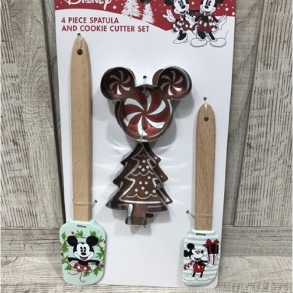 Disney Mickey Mouse Holiday Baking Set - (NWT) Red, Brown, Green